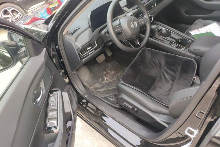 Used Honda Inspire 2025 260TURBO Elegant Edition Driver Seat