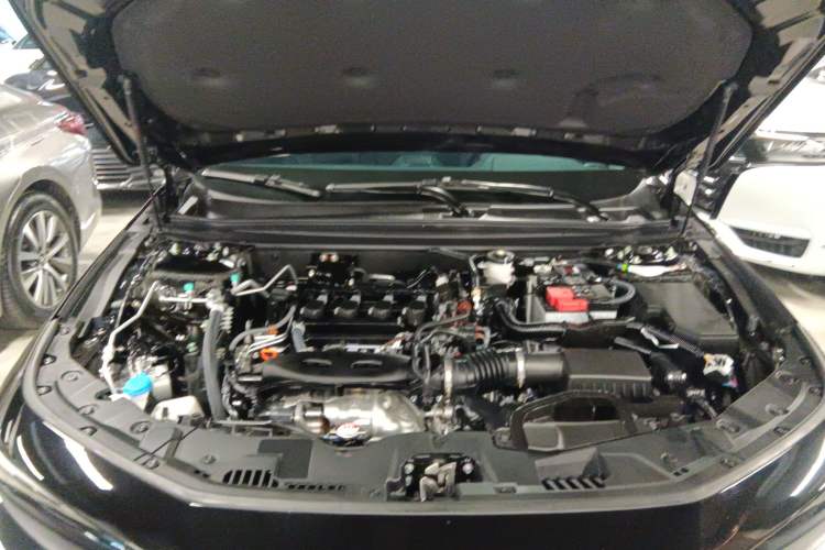 Used Honda Inspire 2025 260TURBO Elegant Edition Engine Bay