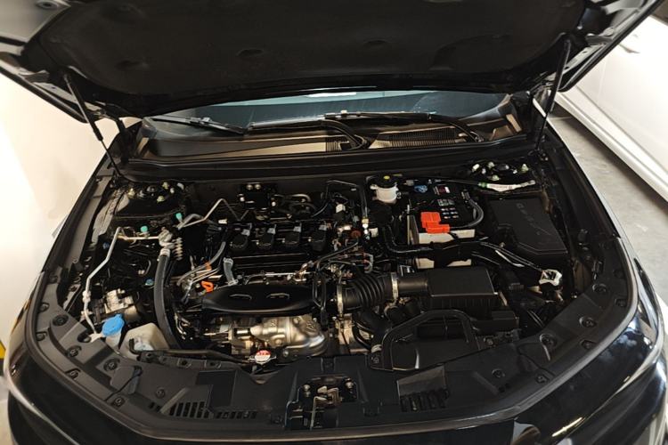 Used Honda Inspire 2025 260TURBO Elegant Edition Engine Bay