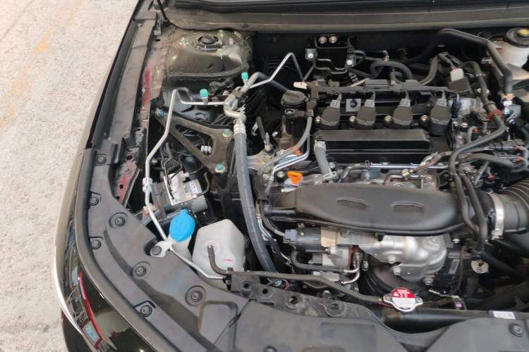 Used Honda Inspire 2025 260TURBO Elegant Edition Engine Bay Right