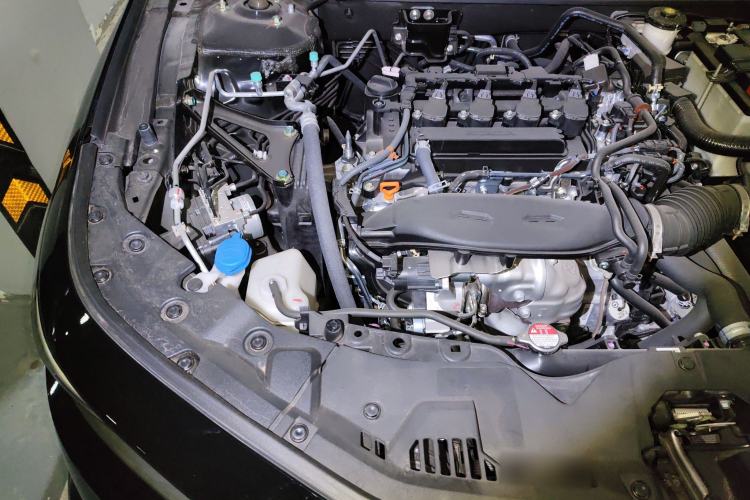 Used Honda Inspire 2025 260TURBO Elegant Edition Engine Bay Right