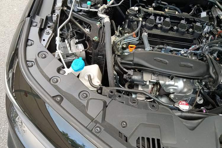 Used Honda Inspire 2025 260TURBO Elegant Edition Engine Bay Right