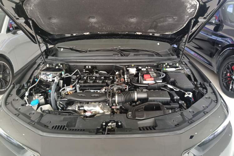 Used Honda Inspire 2025 260TURBO Elite Edition Engine Bay