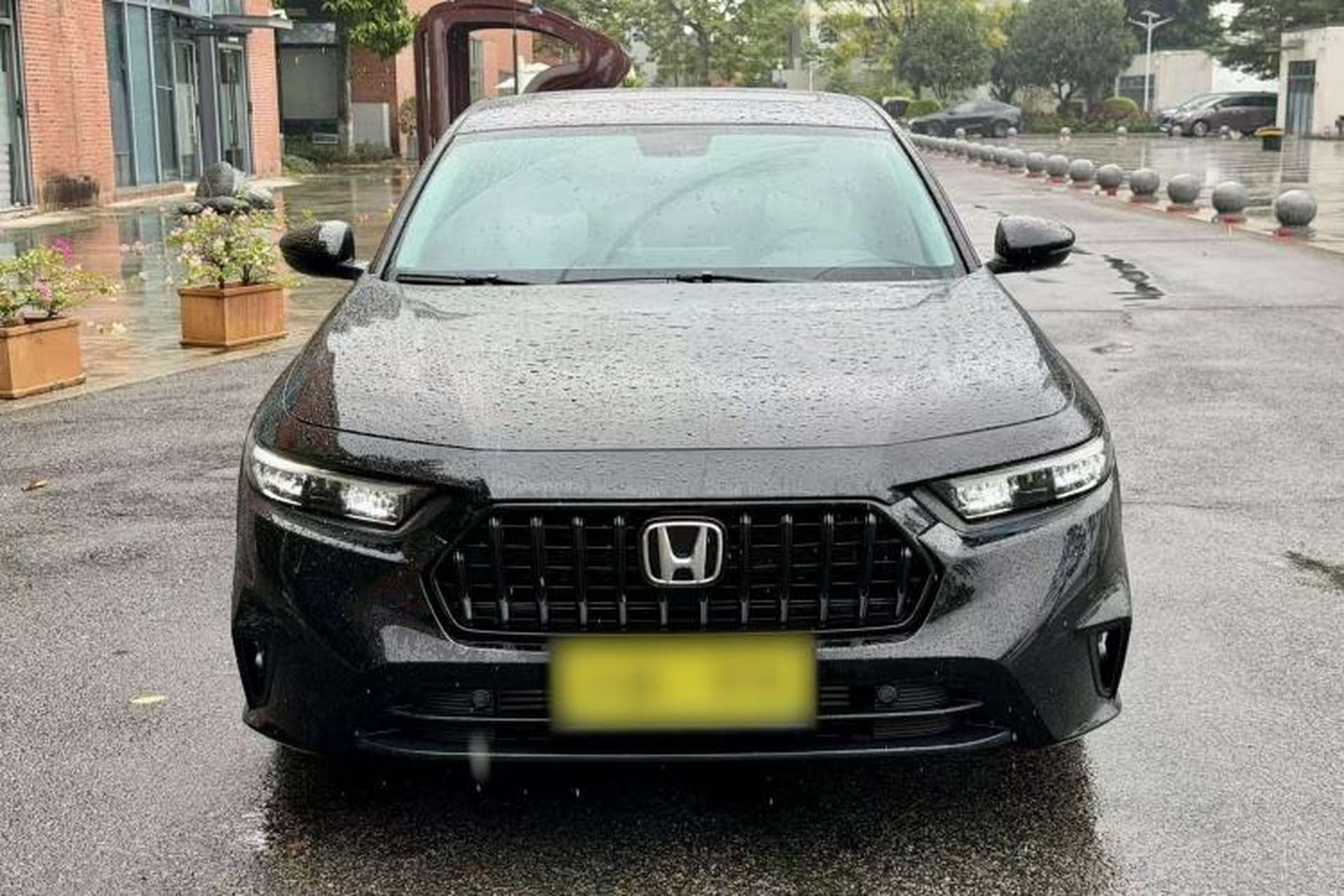 Used Honda Inspire 2025 260TURBO Elegant Edition Exterior 1