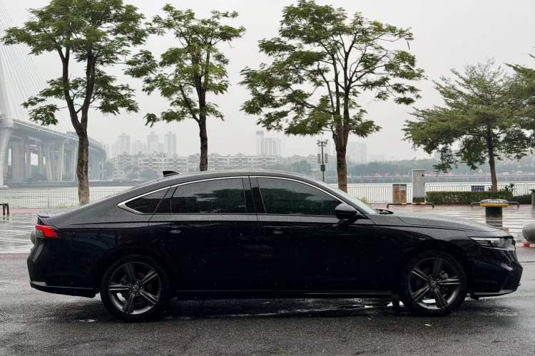 Used Honda Inspire 2025 260TURBO Elegant Edition Exterior 4