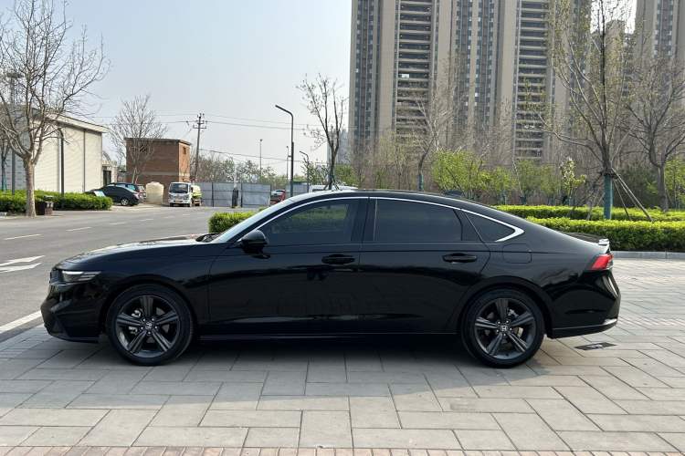 Used Honda Inspire 2025 260TURBO Elegant Edition Exterior 8