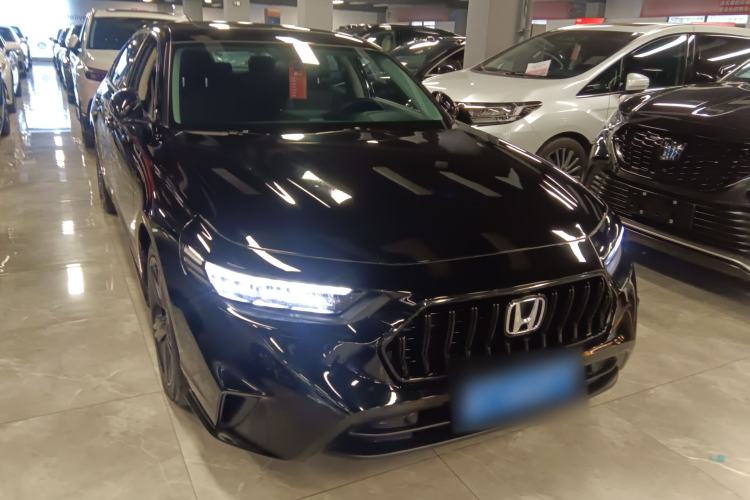 Used Honda Inspire 2025 260TURBO Elegant Edition Front Right 45 Deg