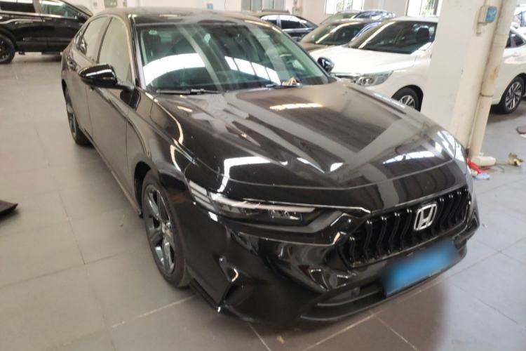 Used Honda Inspire 2025 260TURBO Elegant Edition Front Right 45 Deg