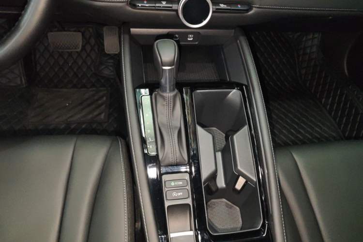 Used Honda Inspire 2025 260TURBO Elegant Edition Gear Lever