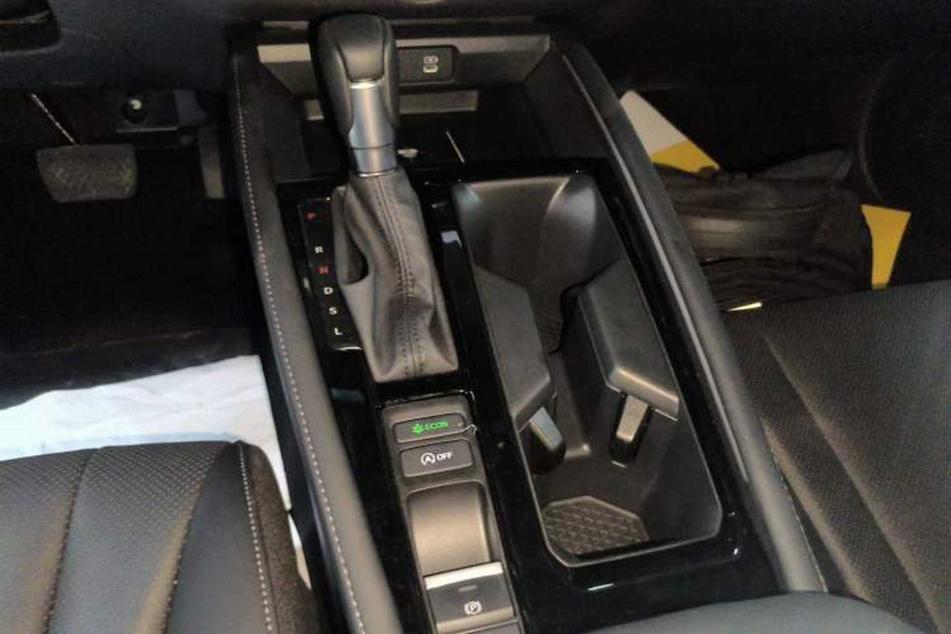 Used Honda Inspire 2025 260TURBO Luxury Edition Gear Lever