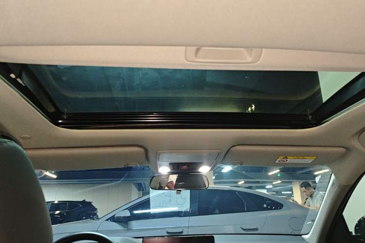 Used Honda Inspire 2025 260TURBO Elegant Edition Headliner