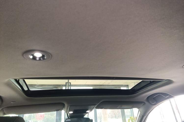 Used Honda Inspire 2025 260TURBO Elite Edition Headliner
