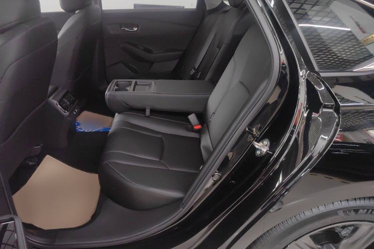 Used Honda Inspire 2025 260TURBO Elegant Edition Interior 1