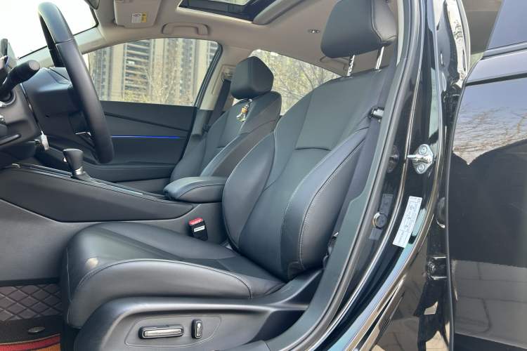 Used Honda Inspire 2025 260TURBO Elegant Edition Interior 1