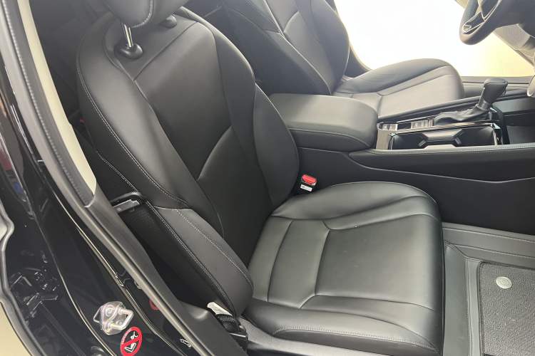Used Honda Inspire 2025 260TURBO Elegant Edition Interior 13
