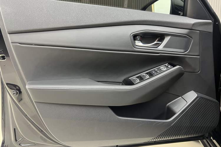 Used Honda Inspire 2025 260TURBO Elegant Edition Interior 14