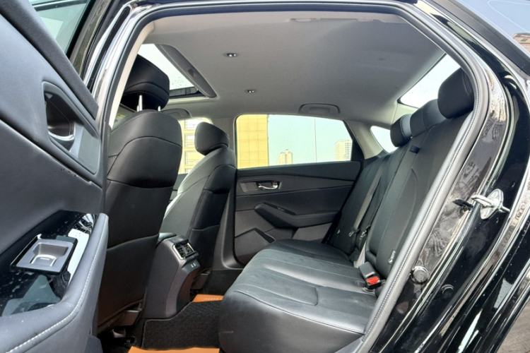 Used Honda Inspire 2025 260TURBO Elegant Edition Interior 14