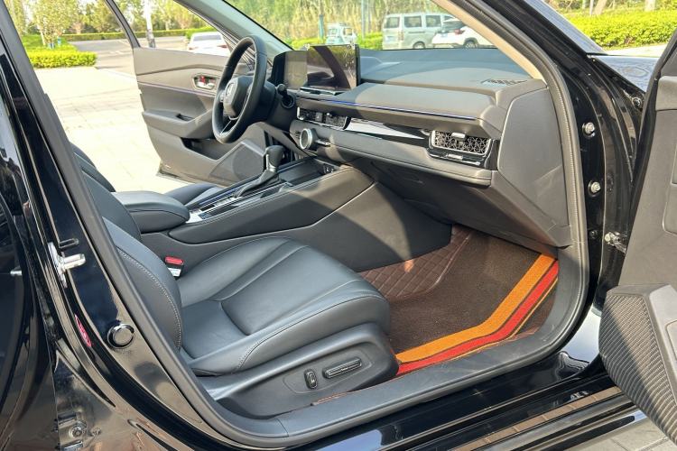 Used Honda Inspire 2025 260TURBO Elegant Edition Interior 2