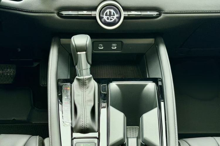 Used Honda Inspire 2025 260TURBO Elegant Edition Interior 5