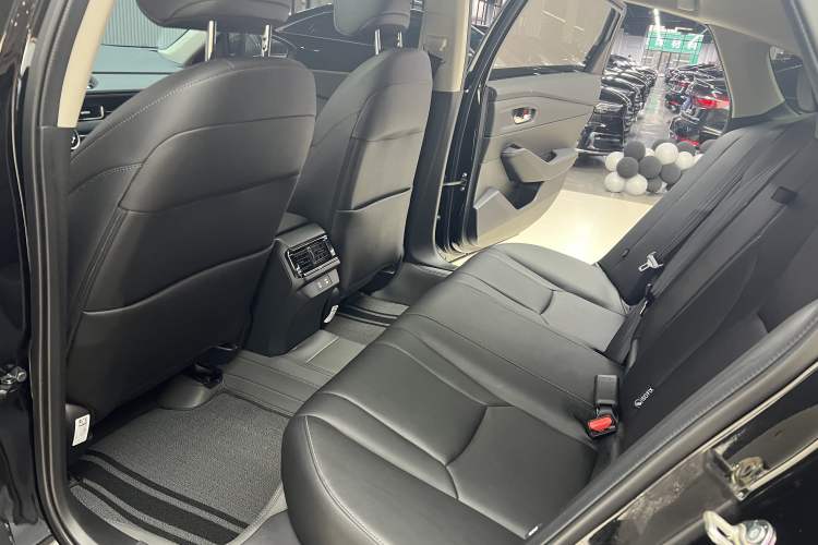 Used Honda Inspire 2025 260TURBO Elegant Edition Interior 7