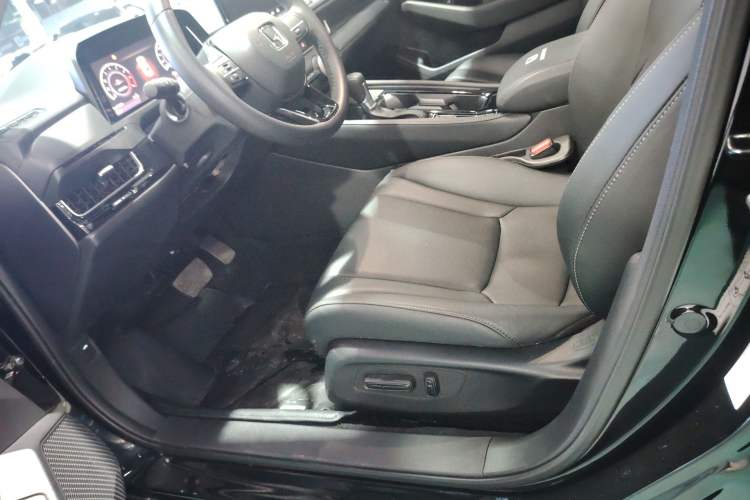 Used Honda Inspire 2025 260TURBO Elegant Edition Left Front Seat