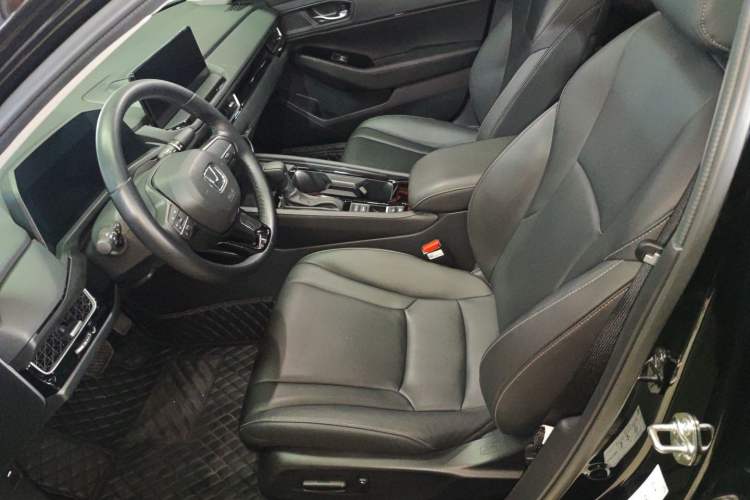 Used Honda Inspire 2025 260TURBO Elegant Edition Left Front Seat