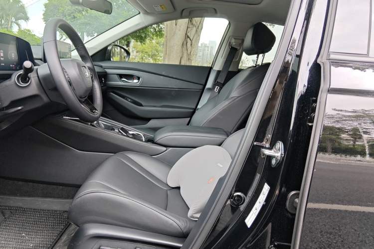 Used Honda Inspire 2025 260TURBO Elite Edition Left Front Seat