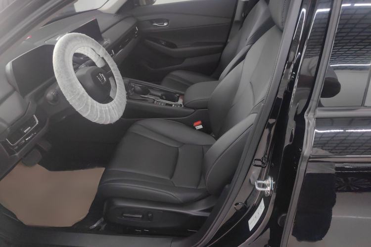Used Honda Inspire 2025 260TURBO Elegant Edition Left Front Seat