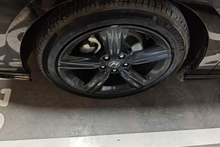 Used Honda Inspire 2025 260TURBO Elegant Edition Left Front Wheel Hub