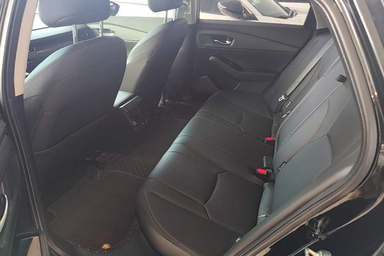 Used Honda Inspire 2025 260TURBO Elegant Edition Left Rear Seat