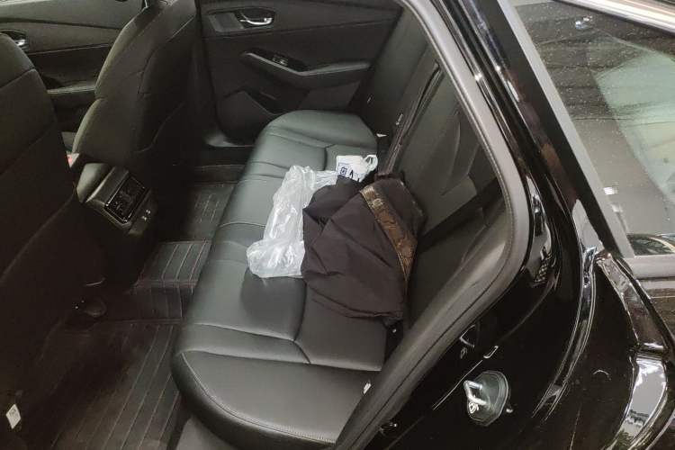 Used Honda Inspire 2025 260TURBO Elegant Edition Left Rear Seat