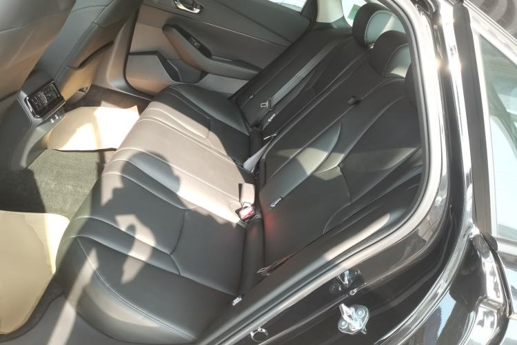 Used Honda Inspire 2025 260TURBO Elegant Edition Left Rear Seat
