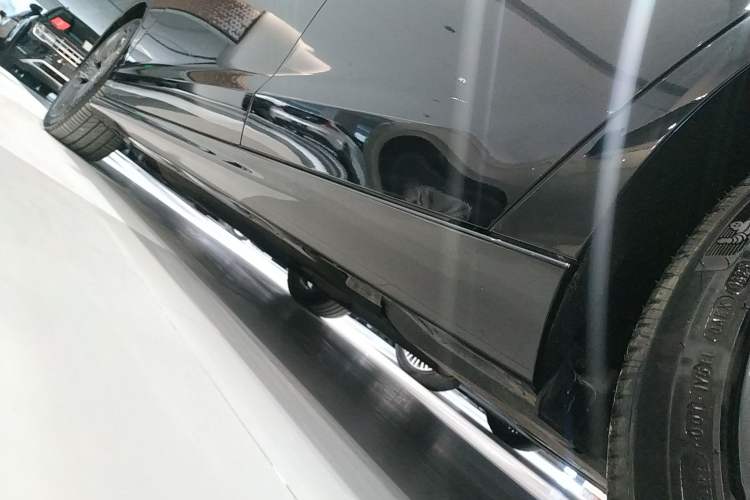 Used Honda Inspire 2025 260TURBO Elite Edition Left Side Sill