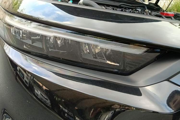 Used Honda Inspire 2025 260TURBO Elegant Edition Right Front Headlight
