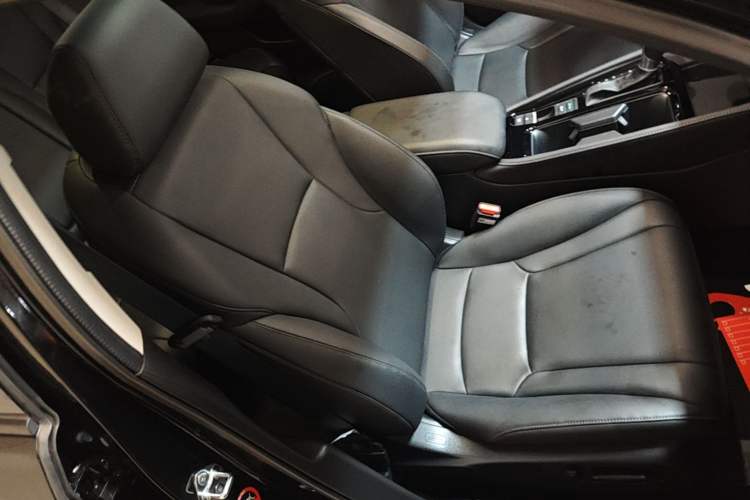 Used Honda Inspire 2025 260TURBO Elegant Edition Right Front Seat
