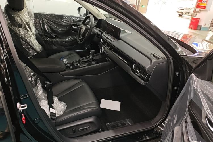 Used Honda Inspire 2025 260TURBO Elite Edition Right Front Seat