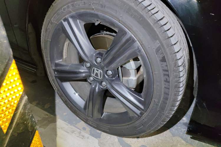Used Honda Inspire 2025 260TURBO Elegant Edition Right Front Wheel Hub