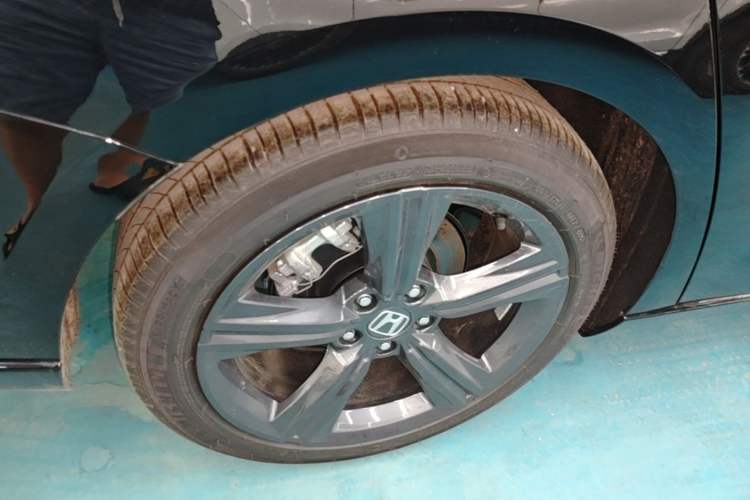 Used Honda Inspire 2025 260TURBO Elite Edition Right Rear Wheel Hub