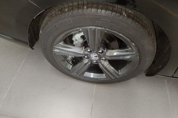 Used Honda Inspire 2025 260TURBO Elegant Edition Right Rear Wheel Hub