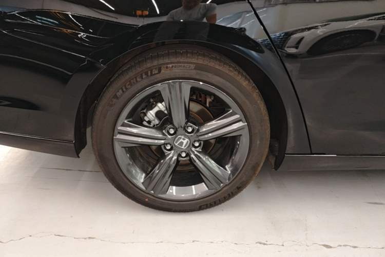 Used Honda Inspire 2025 260TURBO Elite Edition Right Rear Wheel Hub