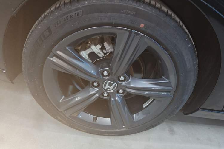 Used Honda Inspire 2025 260TURBO Elite Edition Right Rear Wheel Hub