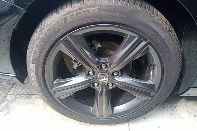 Used Honda Inspire 2025 260TURBO Elegant Edition Right Rear Wheel Hub