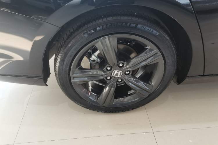 Used Honda Inspire 2025 260TURBO Elegant Edition Right Rear Wheel Hub