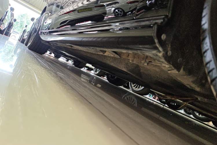 Used Honda Inspire 2025 260TURBO Elegant Edition Right Side Sill