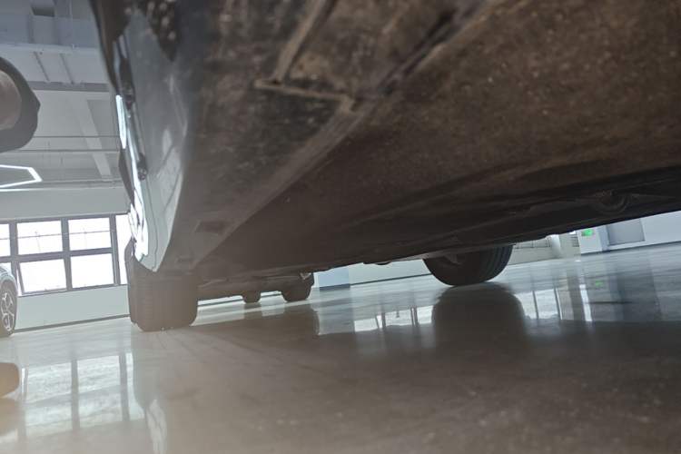 Used Honda Inspire 2025 260TURBO Elite Edition Right Side Sill