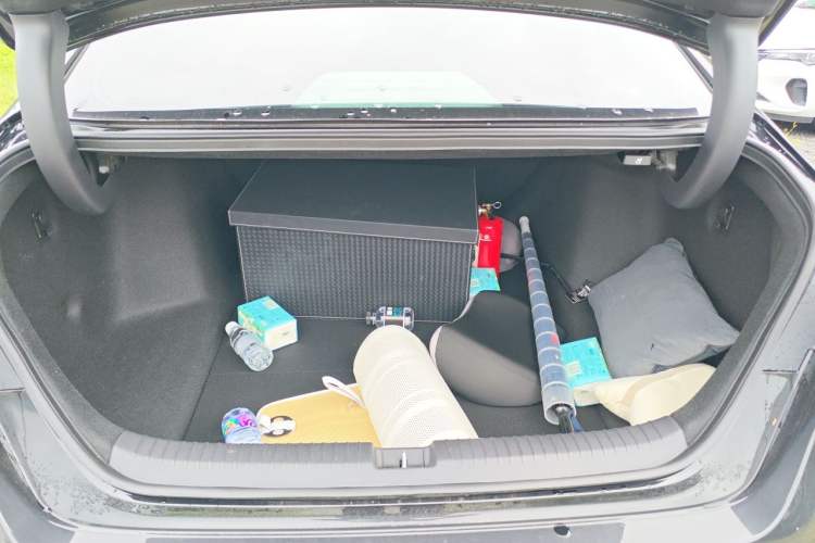 Used Honda Inspire 2025 260TURBO Elite Edition Trunk