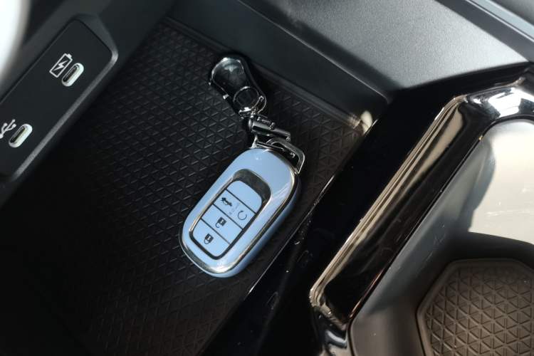 Used Honda Inspire 2025 260TURBO Elegant Edition Vehicle Key