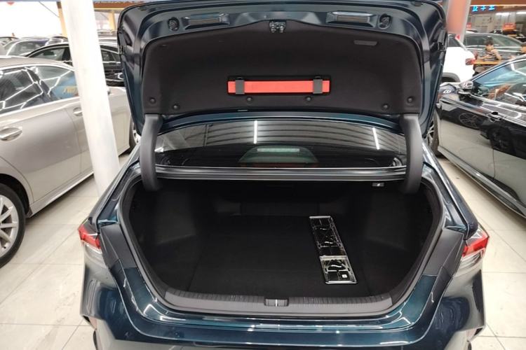 Used Honda Inspire 2025 260TURBO Elite Edition Trunk