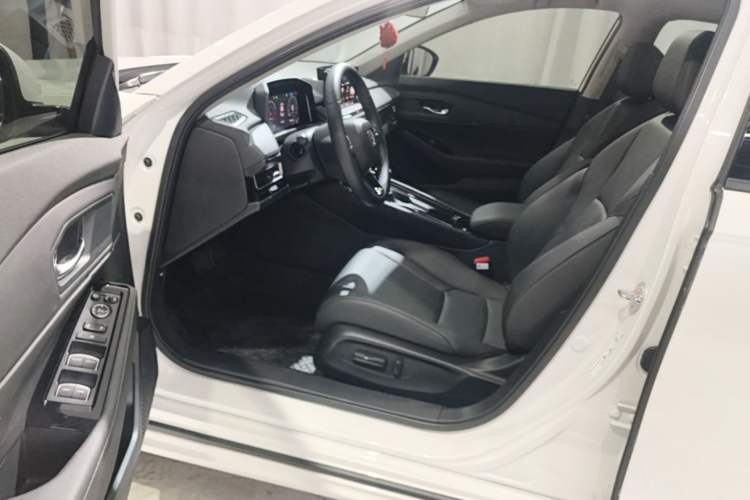 Used Honda Inspire 2025 260TURBO Elegant Edition Driver Seat
