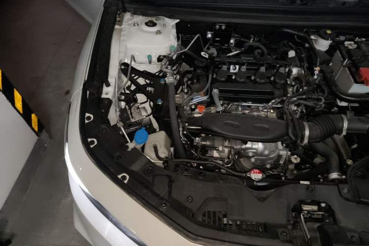 Used Honda Inspire 2025 260TURBO Elegant Edition Engine Bay Right